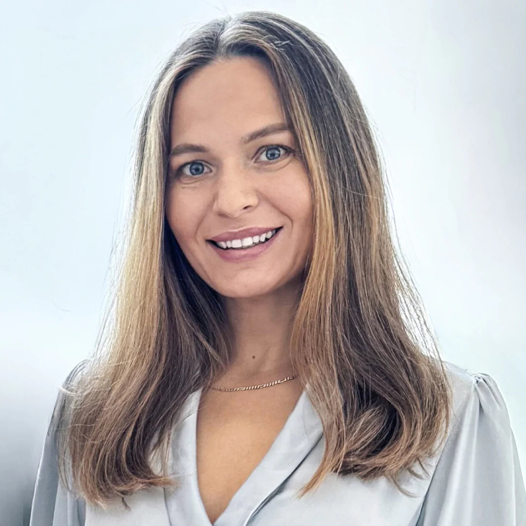 <a href="https://www.linkedin.com/in/juliasmila/" target="_blank">Julia Smila</a>