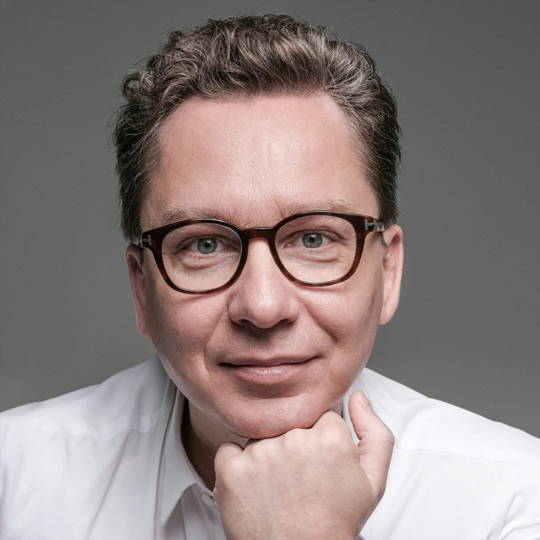 <a href="https://www.linkedin.com/in/sergeyyoung/" target="_blank">Sergey Young</a>